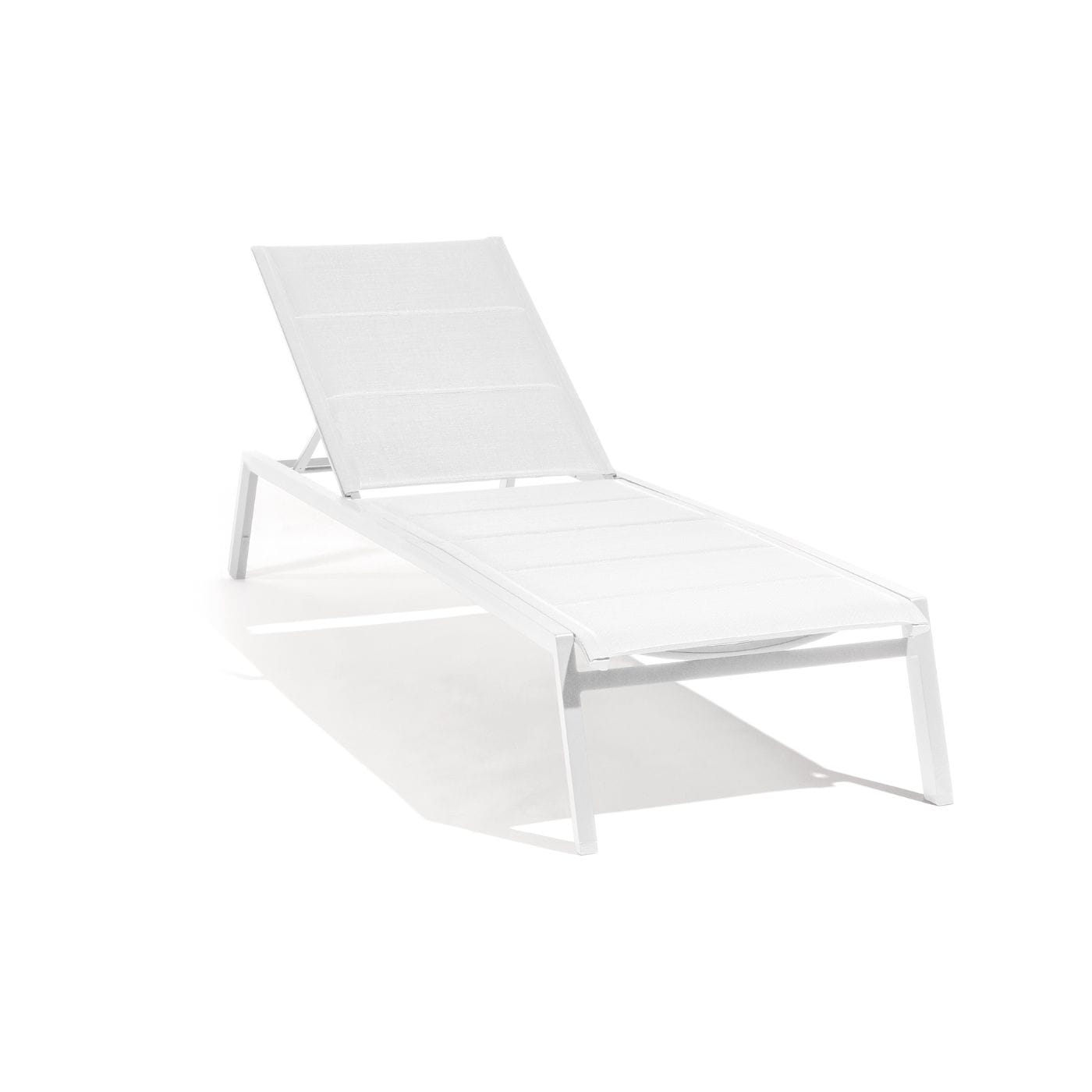 Aluminum & Textylene Sunlounger Collection – With or Without Armrests | Moss & Timber