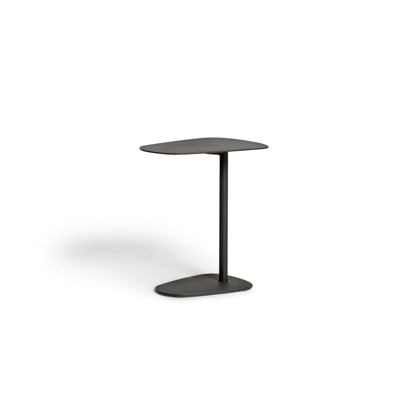 Aluminum Pebble Side Table – Black/White | Moss & Timber