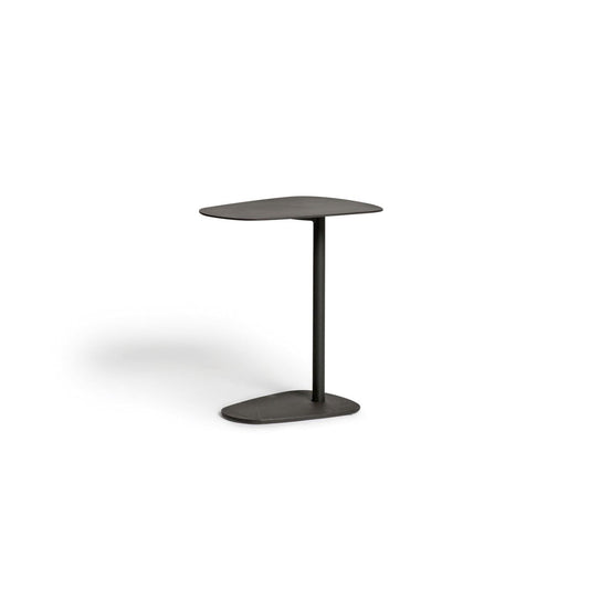 Aluminum Pebble Side Table – Black/White | Moss & Timber